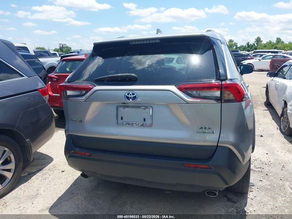2024 TOYOTA RAV4 HYBRID XLE