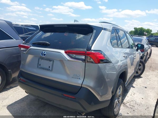 2024 TOYOTA RAV4 HYBRID XLE