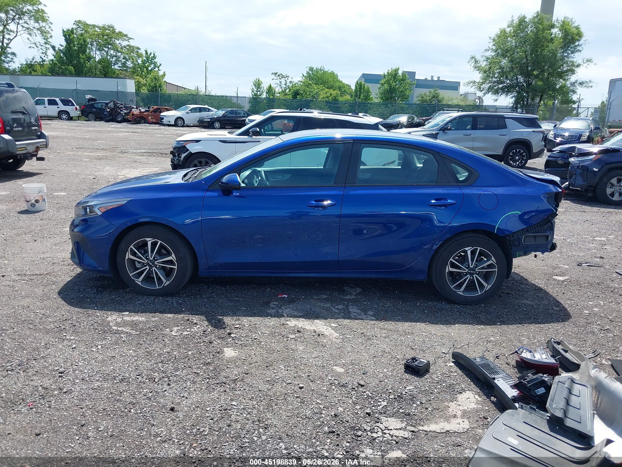 2023 KIA FORTE LXS