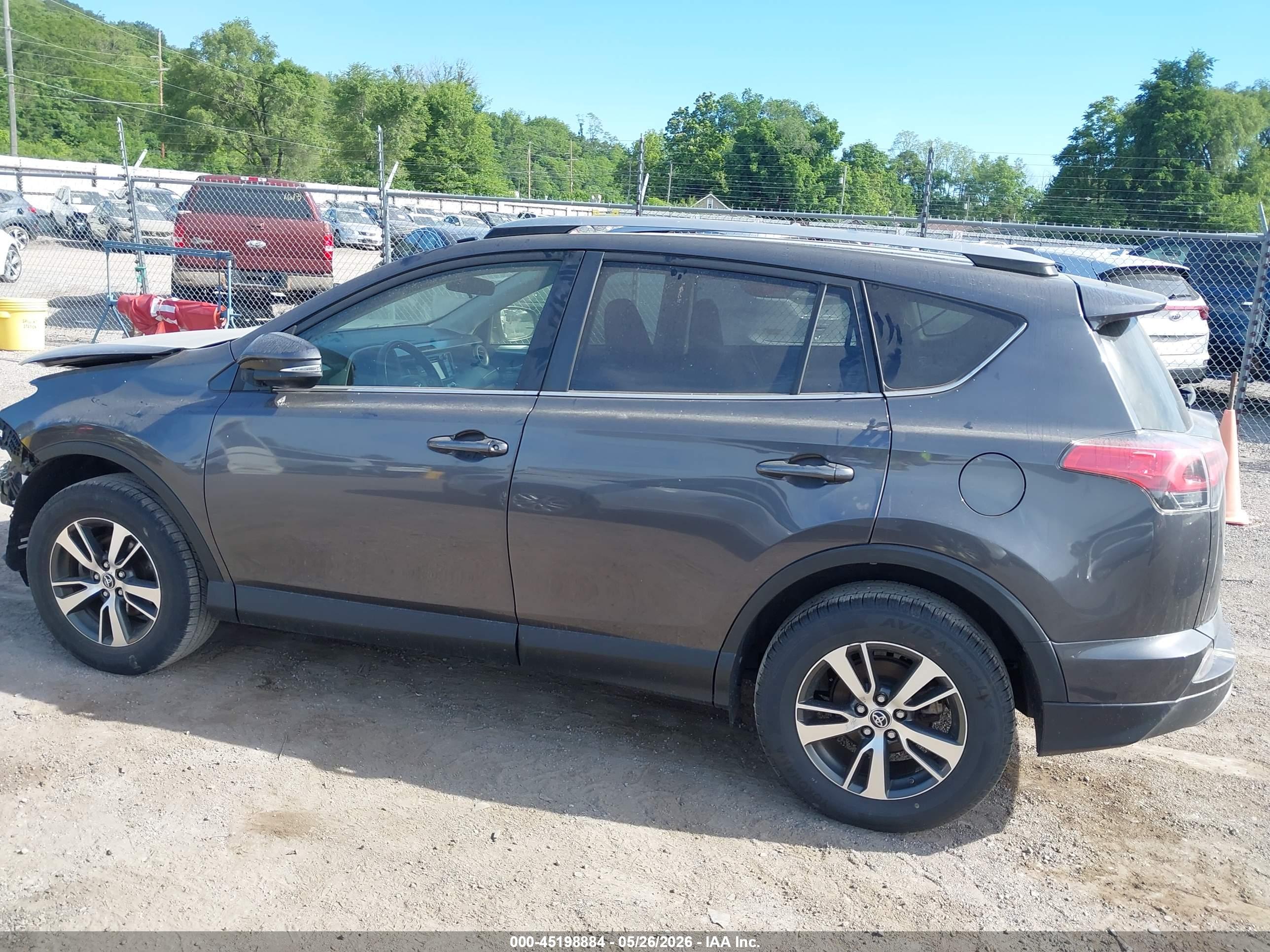 2018 TOYOTA RAV4 XLE