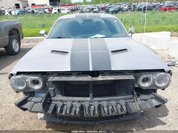 2016 DODGE CHALLENGER SXT