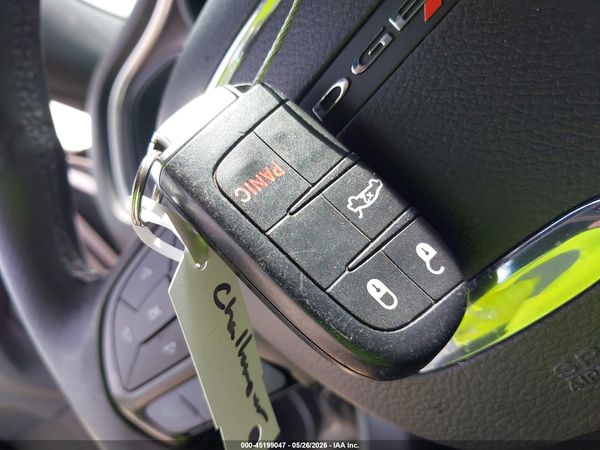 2016 DODGE CHALLENGER SXT
