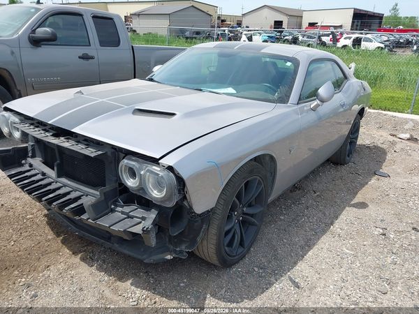 2016 DODGE CHALLENGER SXT