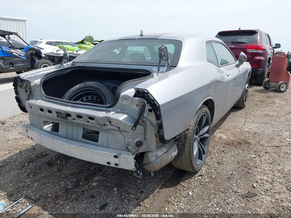 2016 DODGE CHALLENGER SXT
