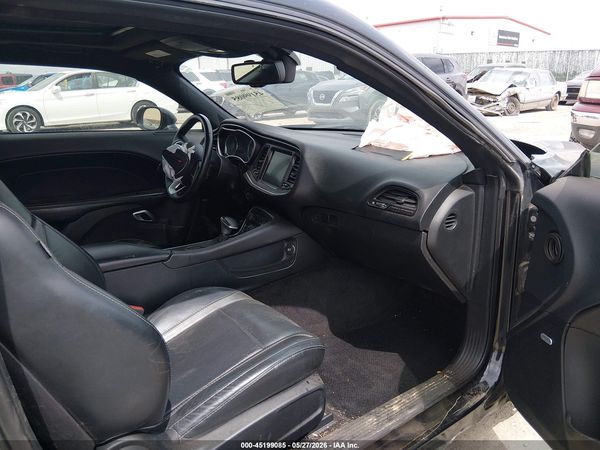 2016 DODGE CHALLENGER SXT PLUS