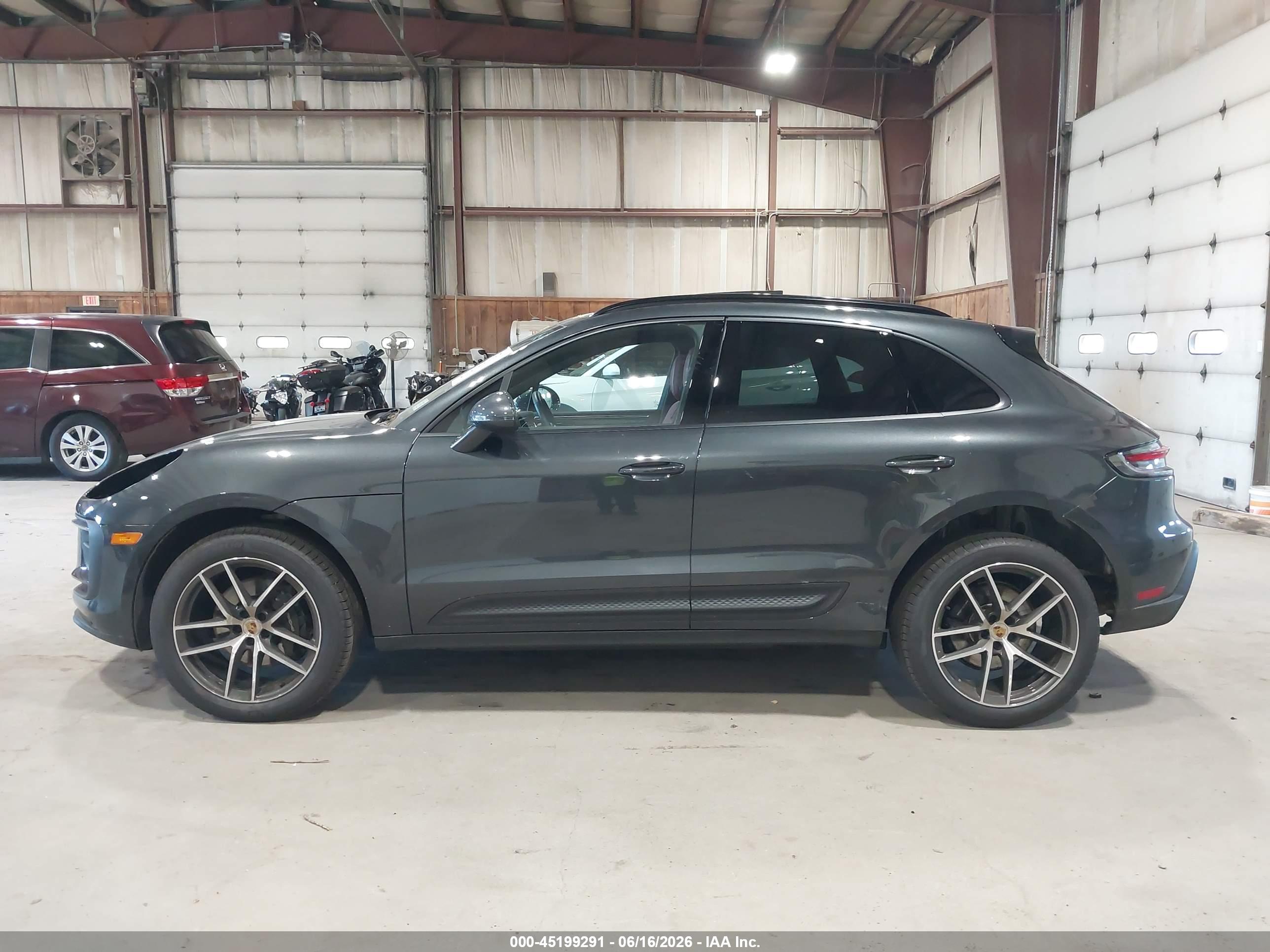 2026 PORSCHE MACAN T