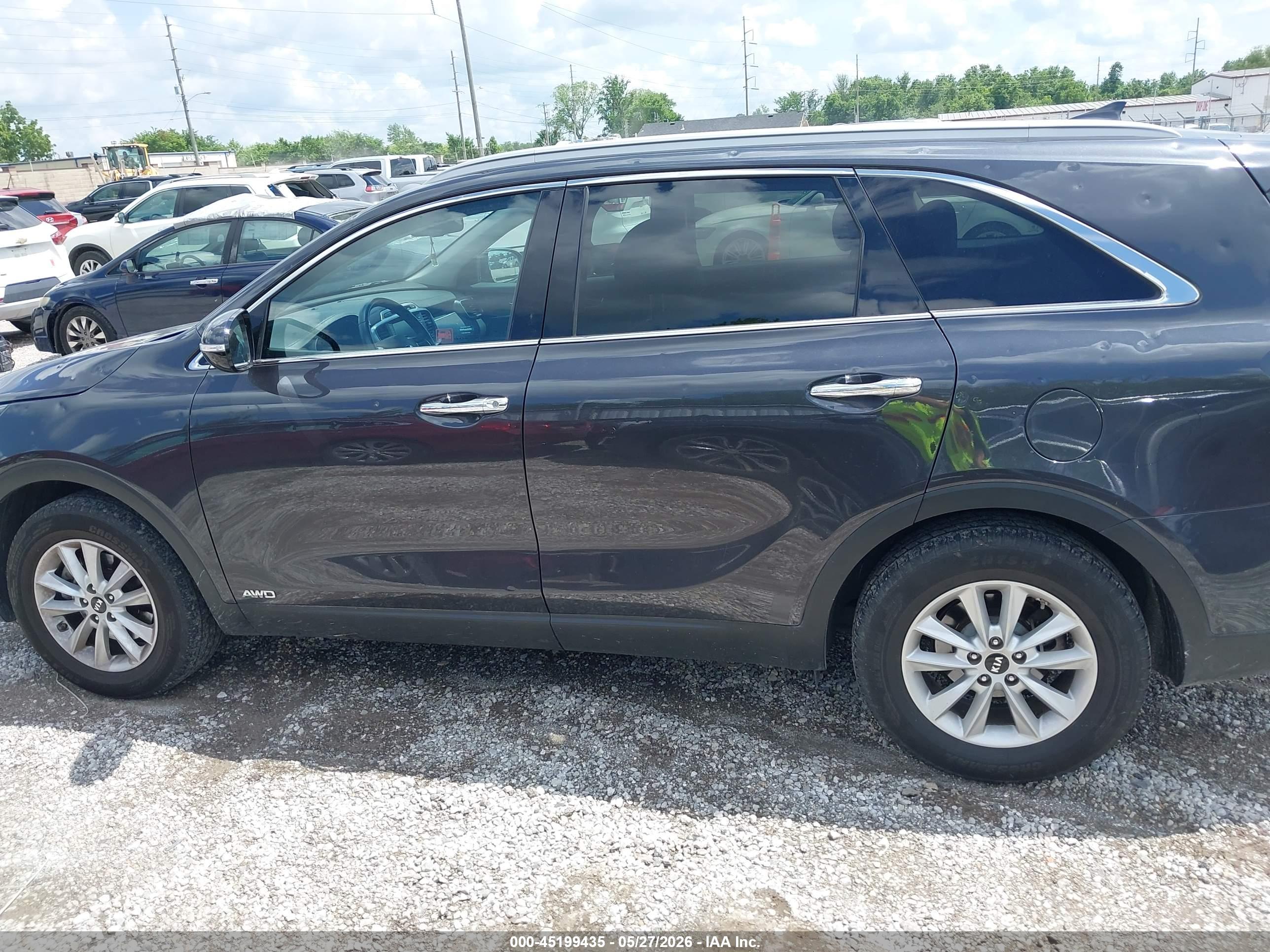 2019 KIA SORENTO 2.4L LX