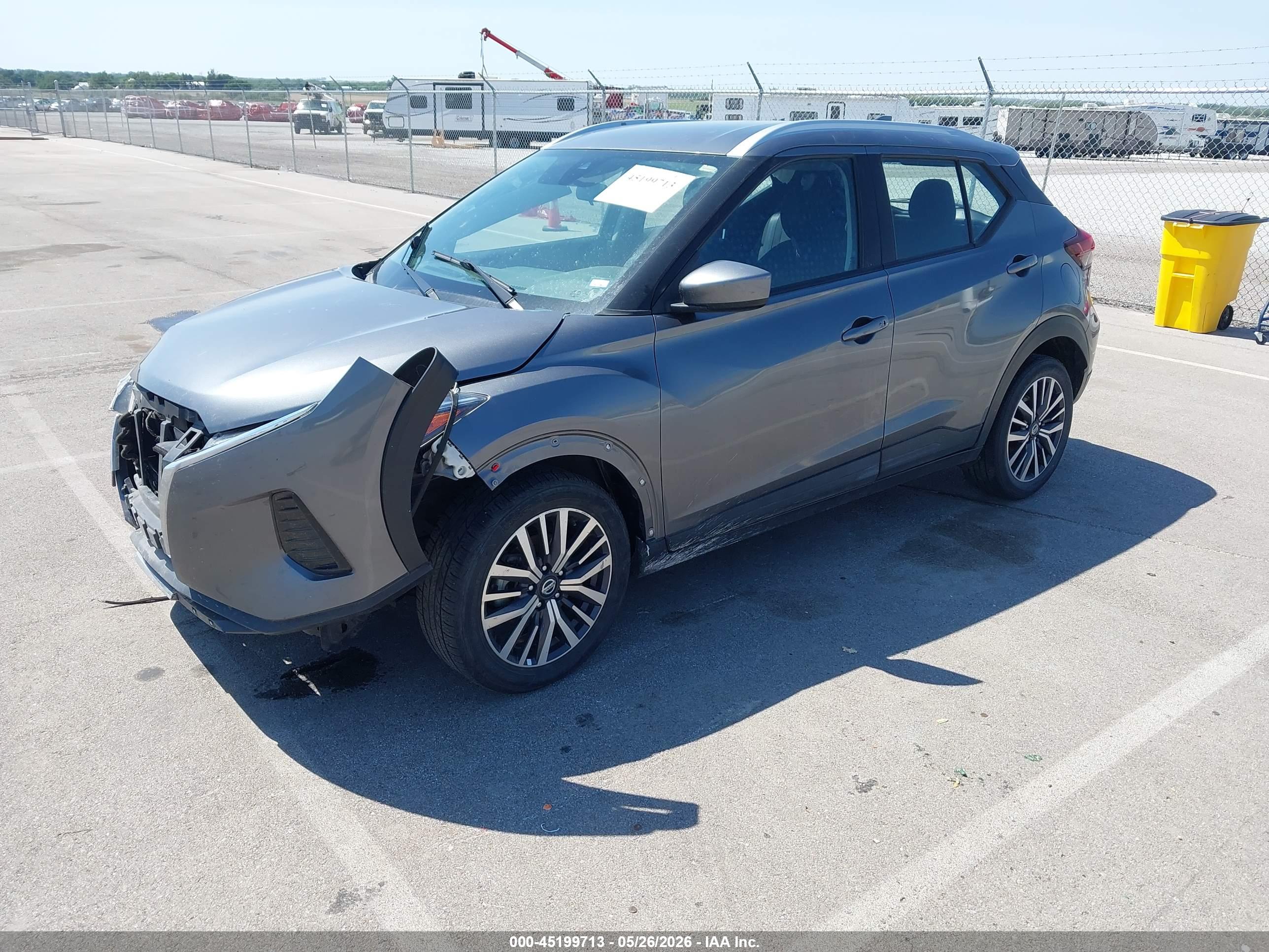 2021 NISSAN KICKS SV XTRONIC CVT — I2