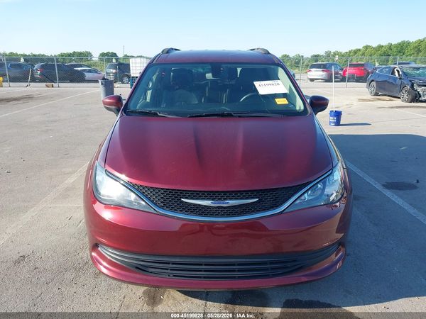 2020 CHRYSLER VOYAGER LXI