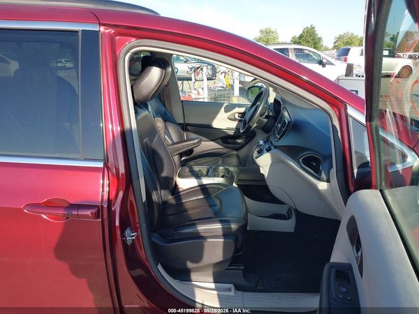 2020 CHRYSLER VOYAGER LXI