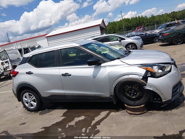 2019 NISSAN KICKS S