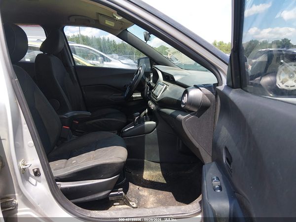 2019 NISSAN KICKS S