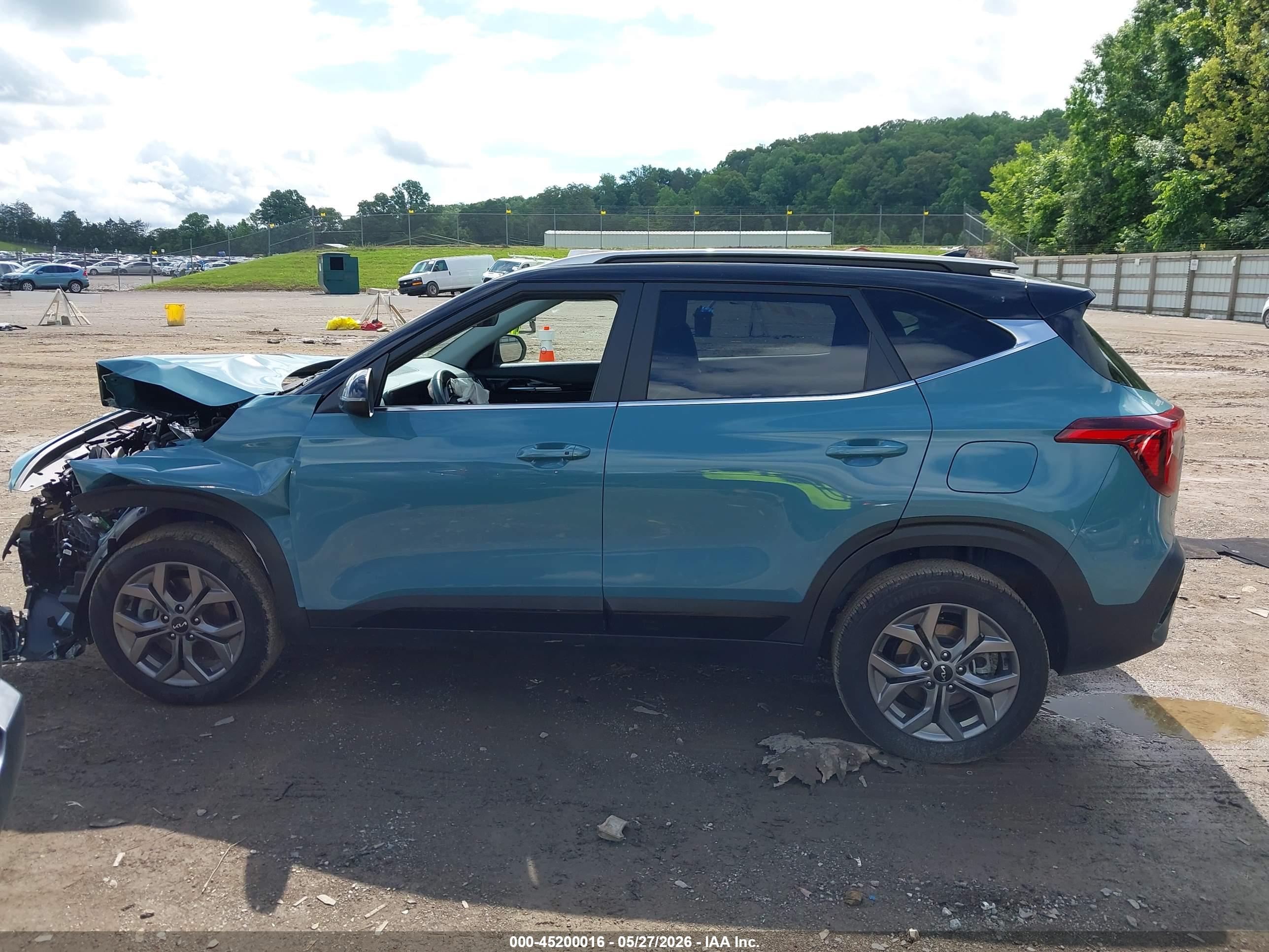 2024 KIA SELTOS S