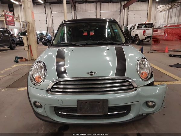 2013 MINI CLUBMAN COOPER