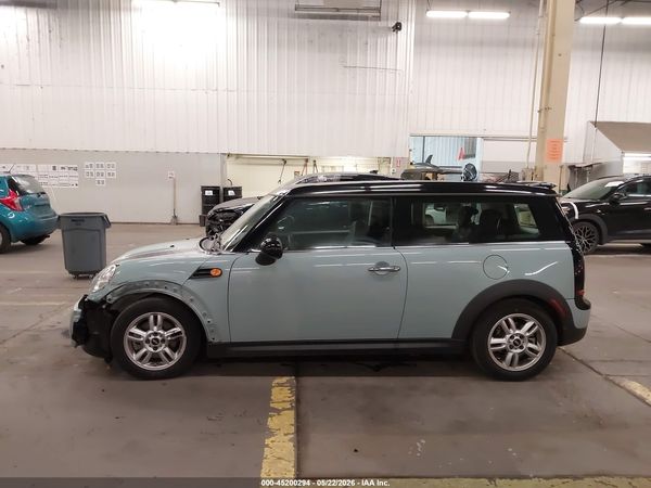 2013 MINI CLUBMAN COOPER