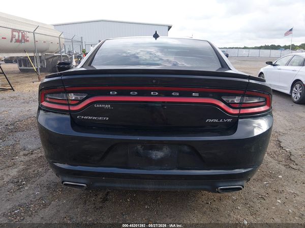 2015 DODGE CHARGER SXT