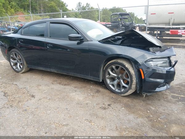 2015 DODGE CHARGER SXT