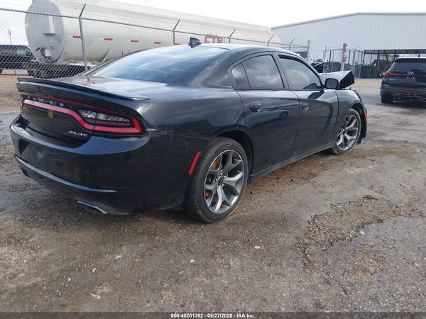 2015 DODGE CHARGER SXT