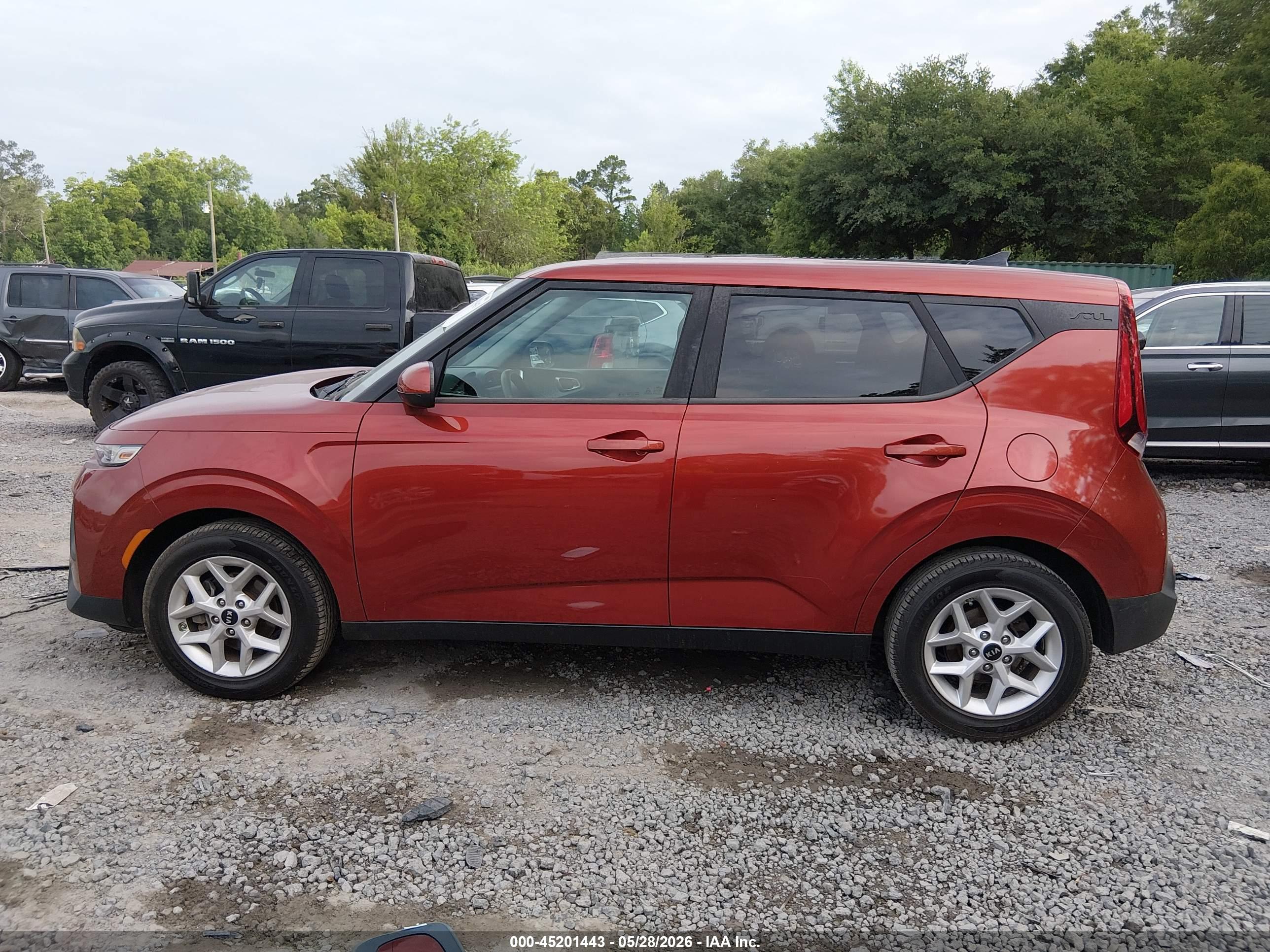 2020 KIA SOUL S