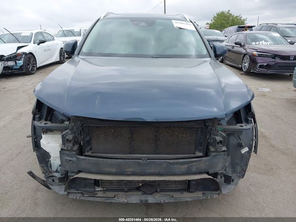 2019 VOLVO XC40 T5 INSCRIPTION