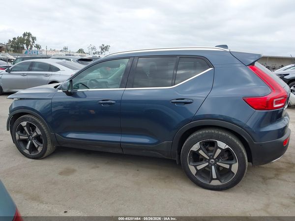 2019 VOLVO XC40 T5 INSCRIPTION