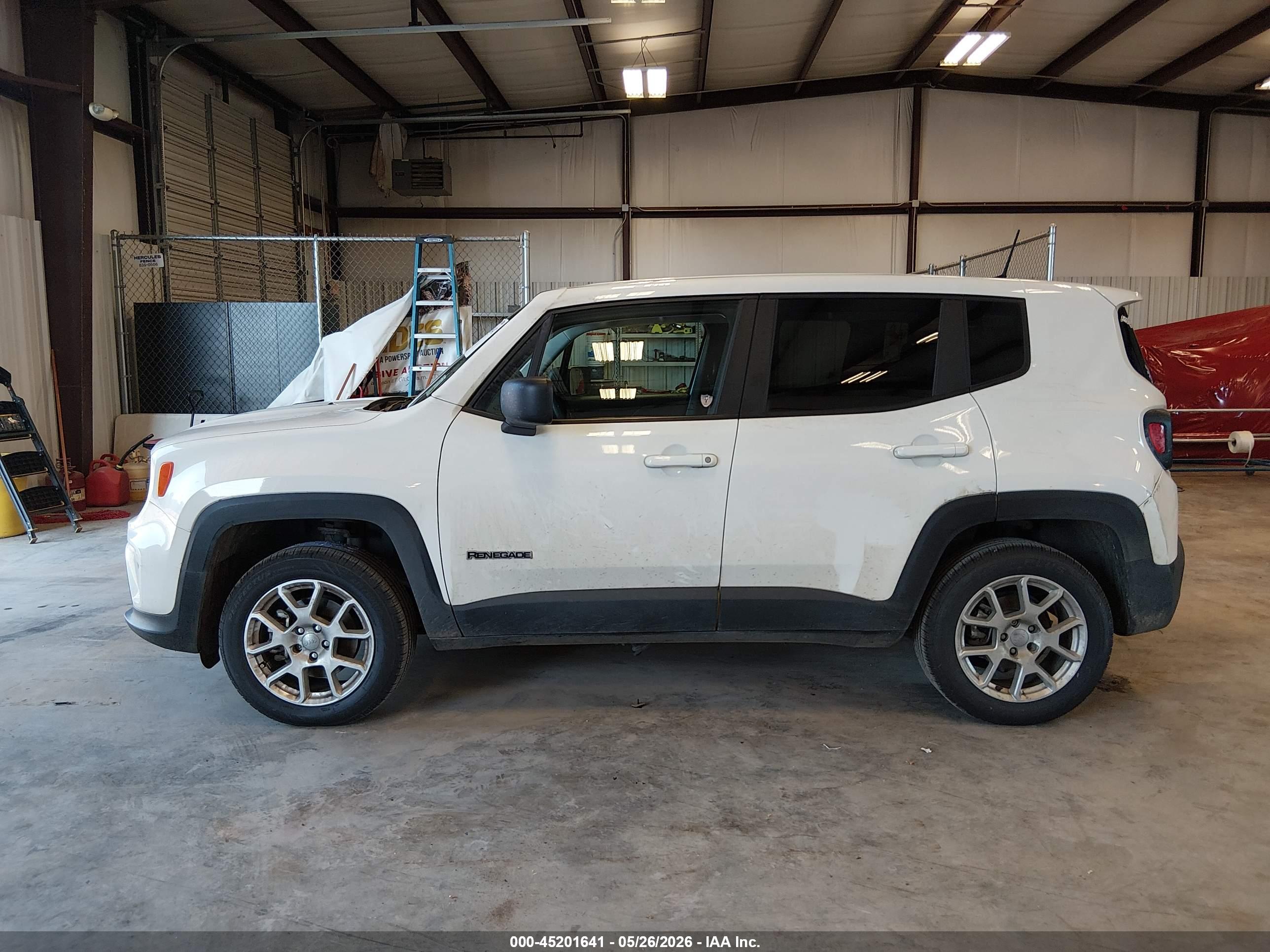 2023 JEEP RENEGADE LATITUDE 4X4