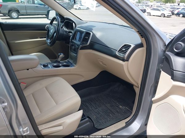 2020 JEEP GRAND CHEROKEE LAREDO E 4X4