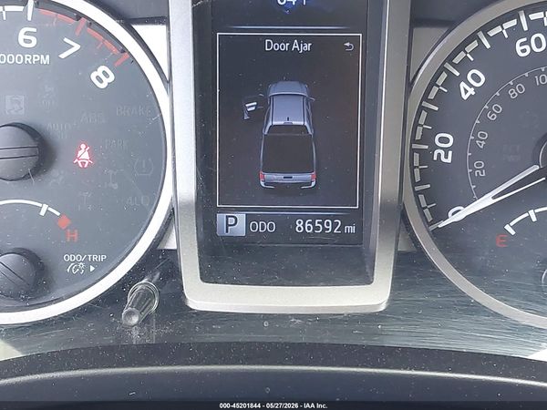 2017 TOYOTA TACOMA SR5 V6