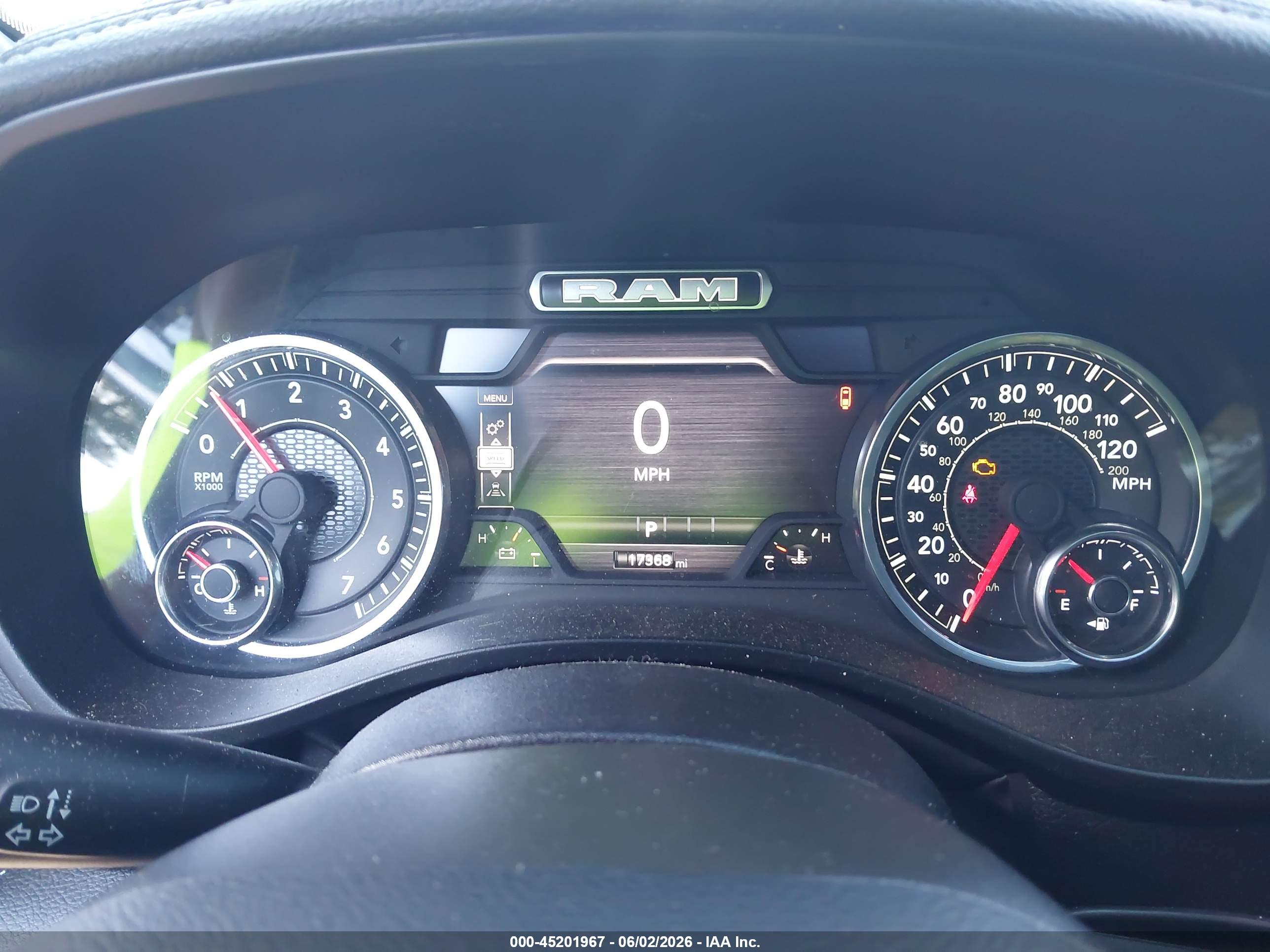 2025 RAM 1500 LARAMIE  4X4 6'4 BOX