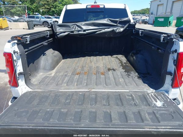 2025 RAM 1500 LARAMIE  4X4 6'4 BOX