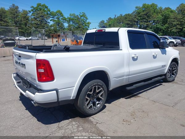 2025 RAM 1500 LARAMIE  4X4 6'4 BOX
