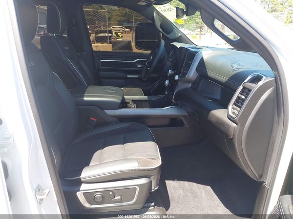 2025 RAM 1500 LARAMIE  4X4 6'4 BOX