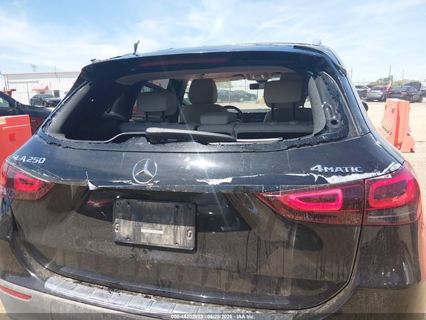 2021 MERCEDES-BENZ GLA 250 4MATIC