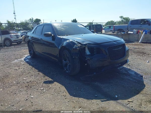 2022 CHRYSLER 300 S