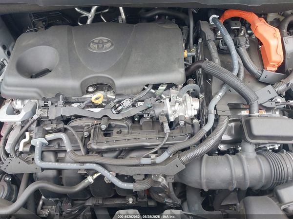 2025 TOYOTA SIENNA XSE