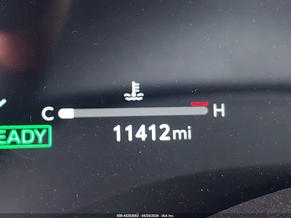 2025 TOYOTA SIENNA XSE