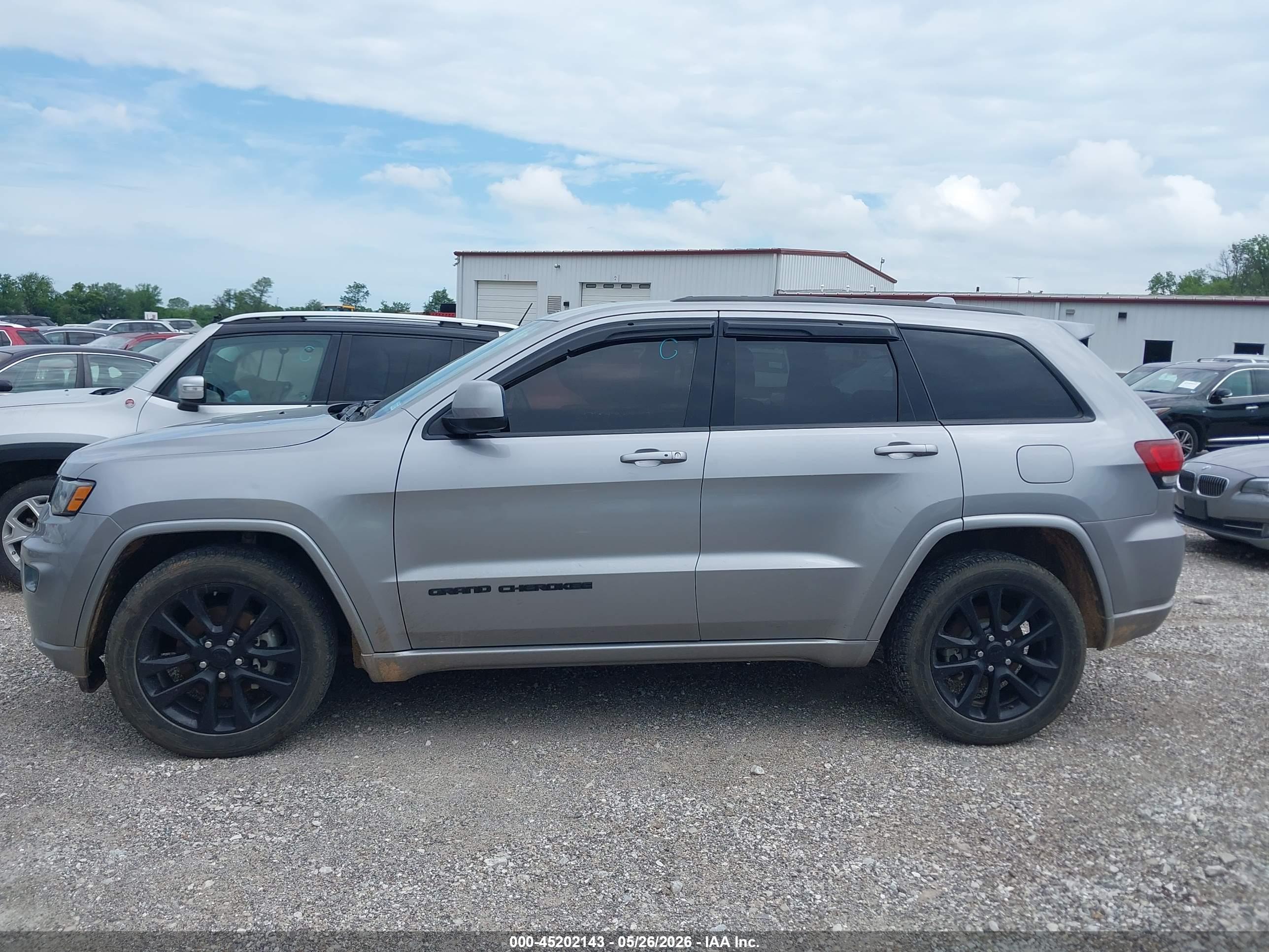 2018 JEEP GRAND CHEROKEE ALTITUDE 4X2