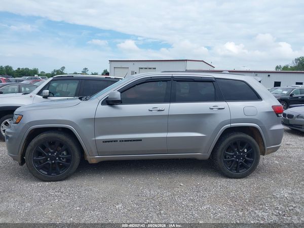 2018 JEEP GRAND CHEROKEE ALTITUDE 4X2