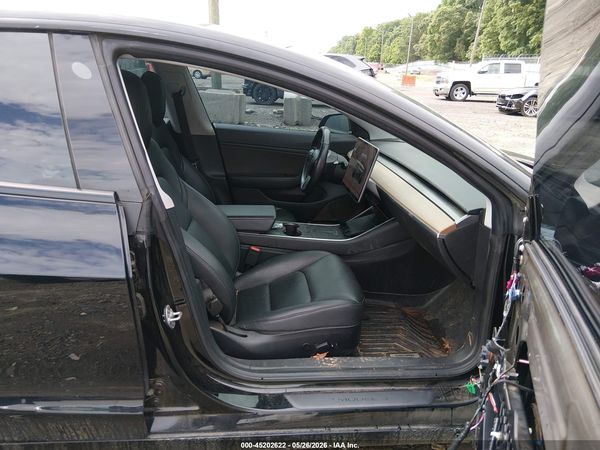 2018 TESLA MODEL 3 LONG RANGE/PERFORMANCE