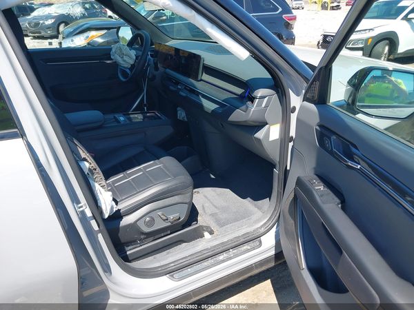 2026 KIA EV9 LAND