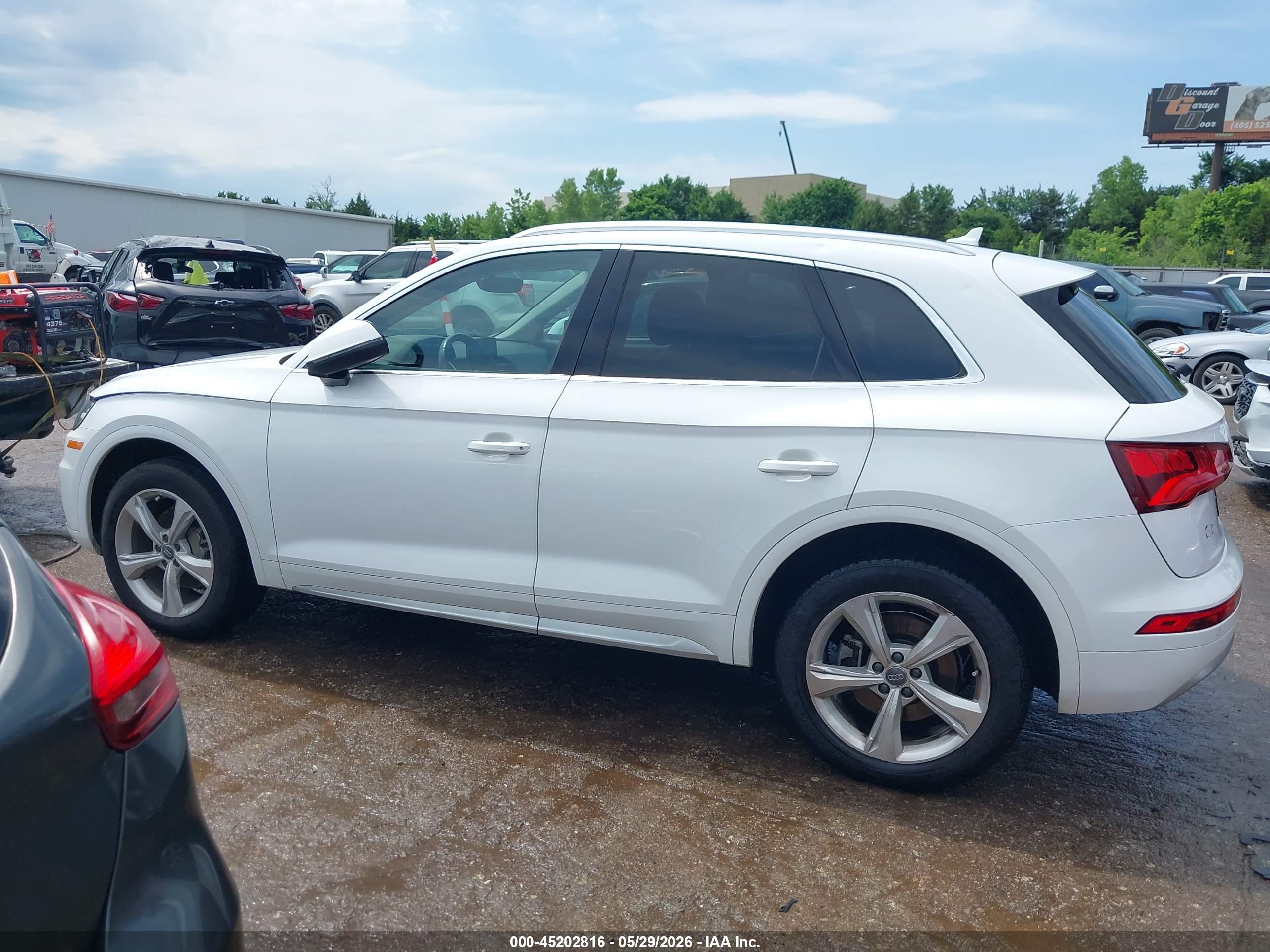 2020 AUDI Q5
