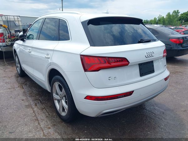 2020 AUDI Q5