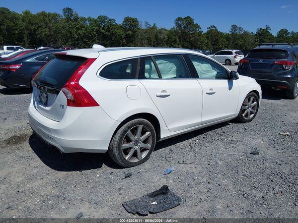 2016 VOLVO V60 T5 DRIVE-E PREMIER