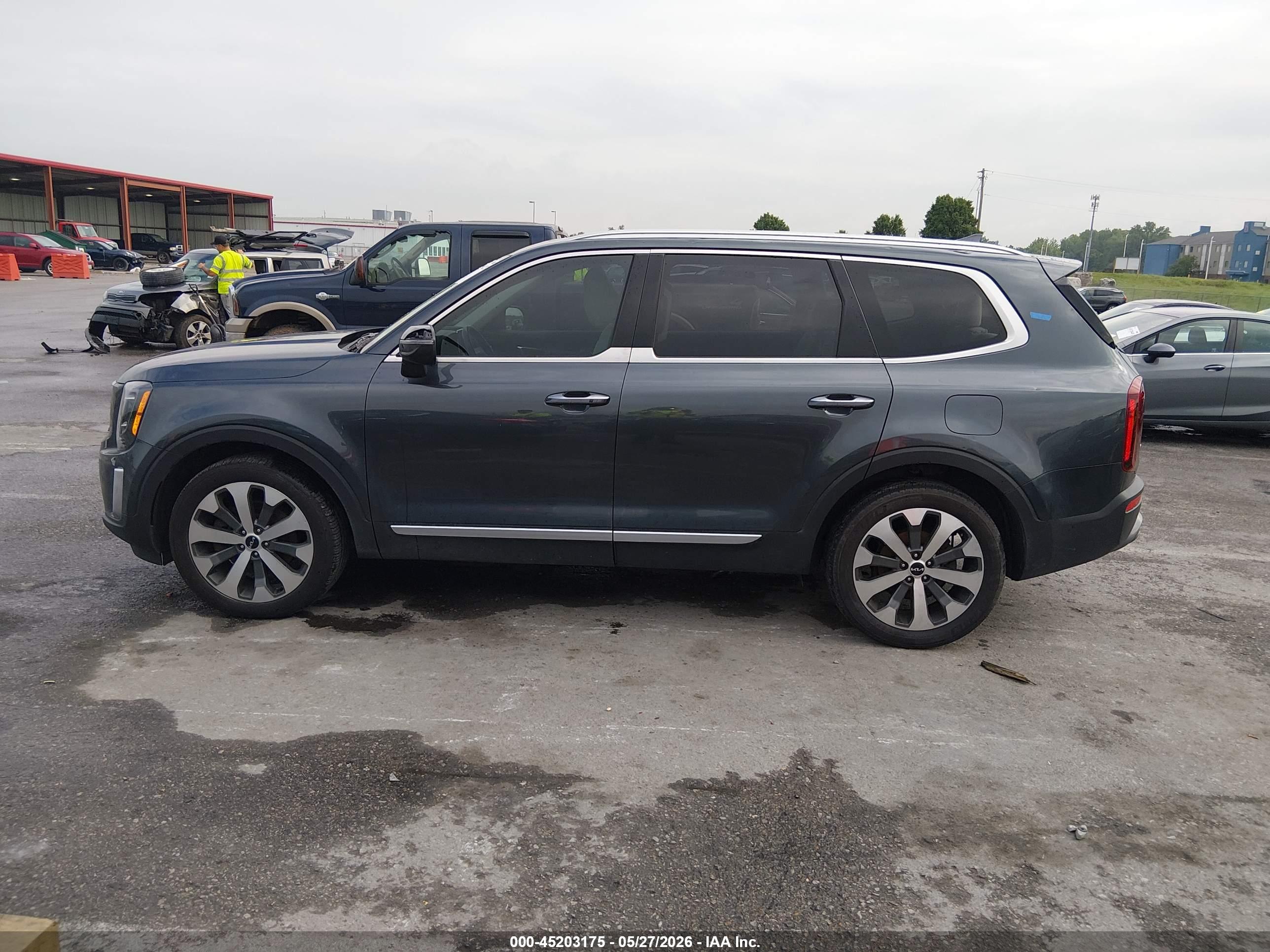 2022 KIA TELLURIDE S