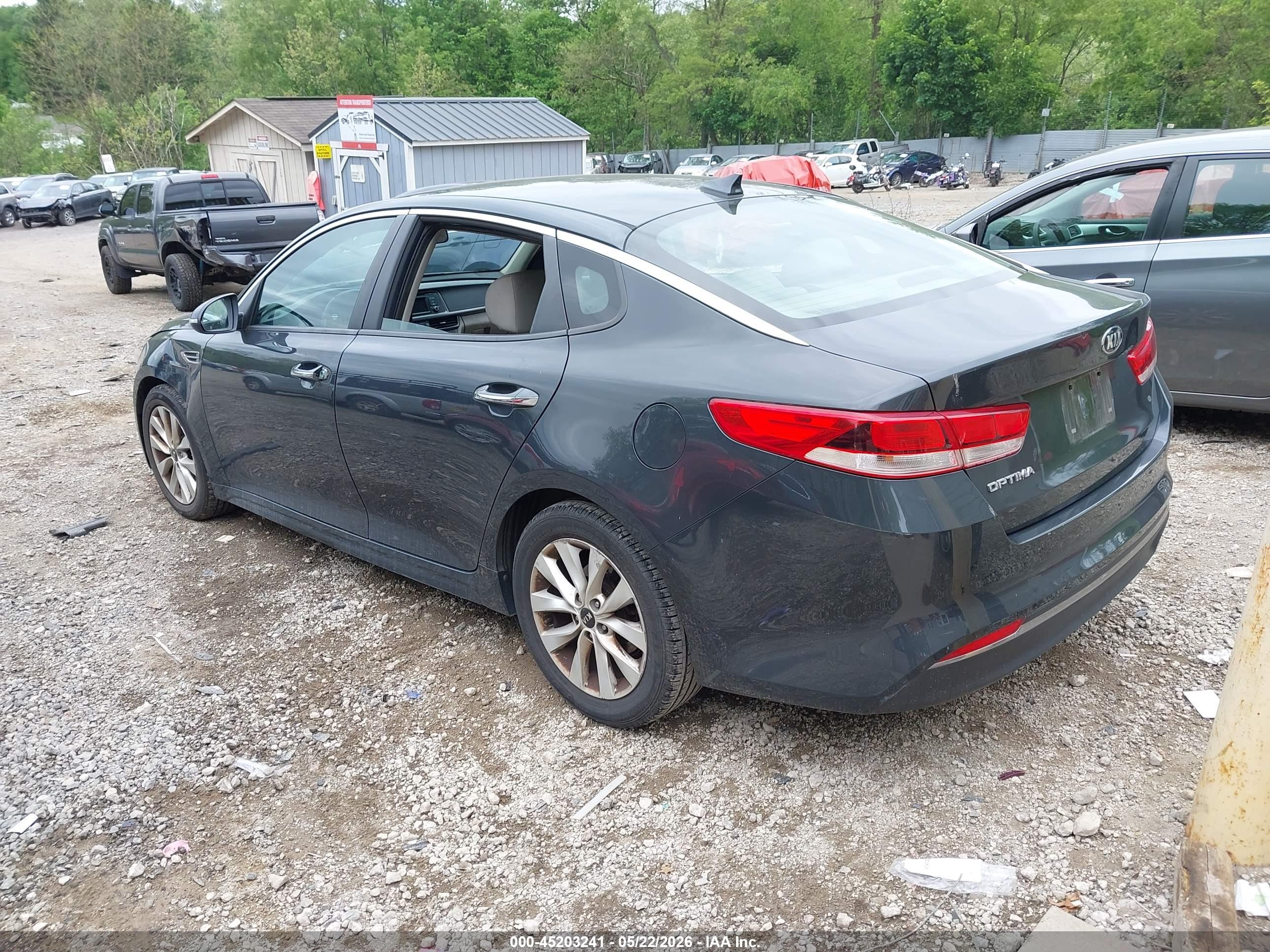 2016 KIA OPTIMA LX