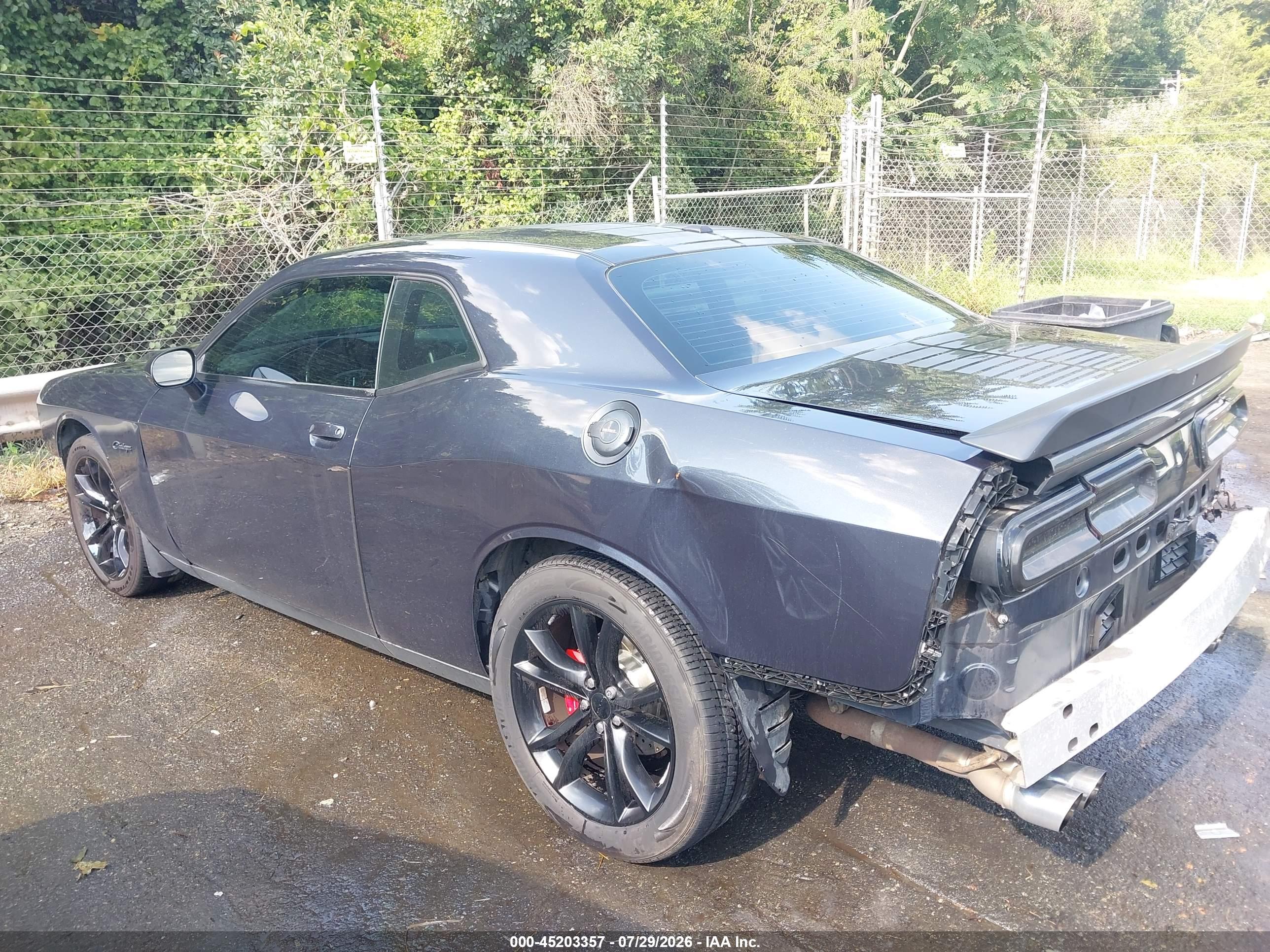 2016 DODGE CHALLENGER SXT