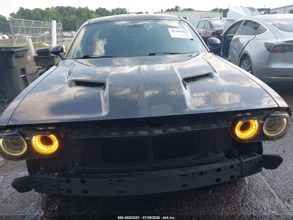 2016 DODGE CHALLENGER SXT