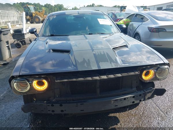 2016 DODGE CHALLENGER SXT
