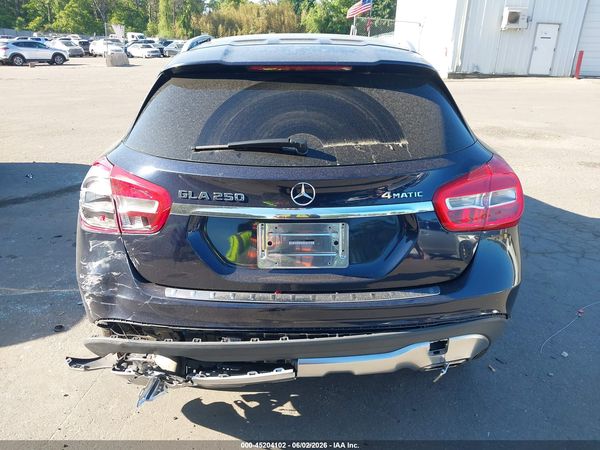 2018 MERCEDES-BENZ GLA 250 4MATIC