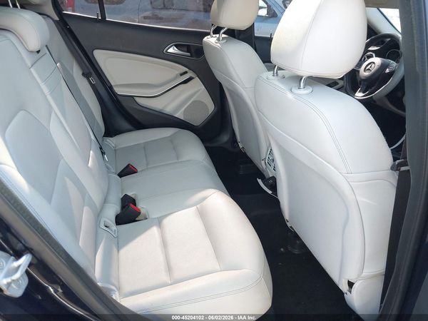 2018 MERCEDES-BENZ GLA 250 4MATIC